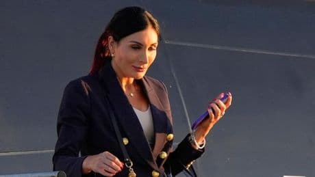 Laura Loomer, une influenceuse américaine d’extrême droite, obtient l’annulation d’une embauche dans une académie militaire prestigieuse