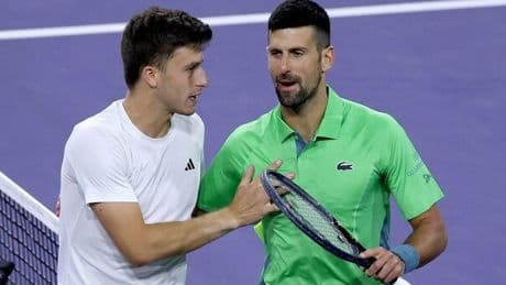 Luca Nardi, chi è il tennista azzurro che affronterà Sinner al primo turno di Wimbledon: età, carriera, vita privata, precedenti e record
