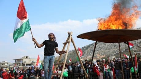 Kurdistan : une cérémonie symbolique de destruction d’armes par le PKK