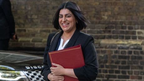 Royaume-Uni : la nouvelle ministre de l’intérieur Shabana Mahmood, « dame de fer » de l’immigration
