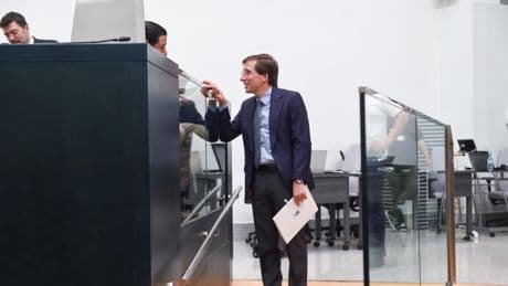 Almeida no quiere anticipar debates sobre su reelección en el Ayuntamiento de Madrid