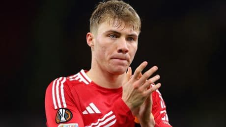 Man Utd striker Rasmus Hojlund told to reject £38m transfer and join rival Premier League club