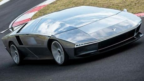 Fabrizio Giugiaro a Monterey con la one-off su meccanica Maserati realizzata per il cliente messicano Peralta