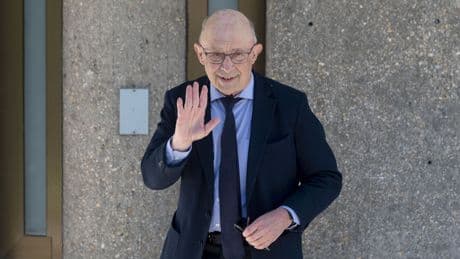 El 'Murciégalo' Montoro, siempre ayudando al PSOE