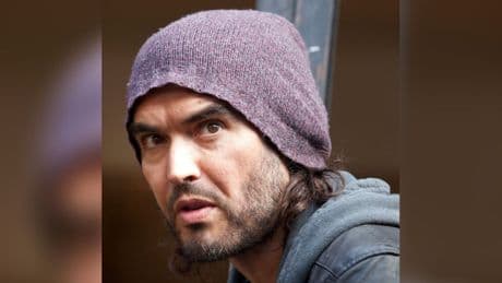 Russell Brand: Erster Auftritt vor Gericht dauert 14 Minuten