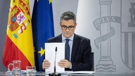 El juez del caso Begoña vuelve de repesca a la Moncloa y consigue de Bolaños un nombre que ya 'consta' en la causa