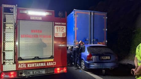 Bursa'da feci kaza: 1 ölü, 1 ağır yaralı