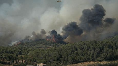 Incendie dans l’Aude : un mort et un blessé grave, 11 000 hectares parcourus