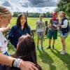 Op deze vakantie hoeven kinderen niet uit te leggen waarom ze niet bij hun ouders wonen