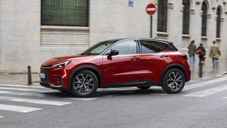 Lexus LBX, classe e tecnologia in dimensioni compatte