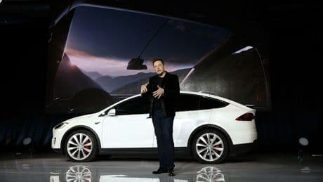 Tesla buys $1.5 billion in bitcoin, will start accepting the cryptocurrency as payment