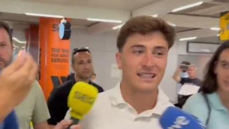 Pablo Torre, "muy contento" al aterrizar en Palma para fichar por el Mallorca
