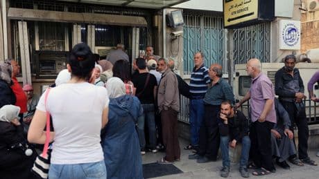 Syrie : pain, électricité, salaires… à Damas, le nouveau pouvoir au défi de la crise économique