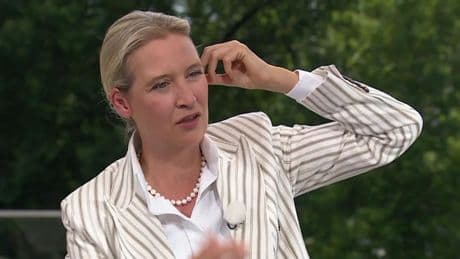 Protest bei ARD-Sendung: Rufe und Chor stören Weidels Sommerinterview massiv