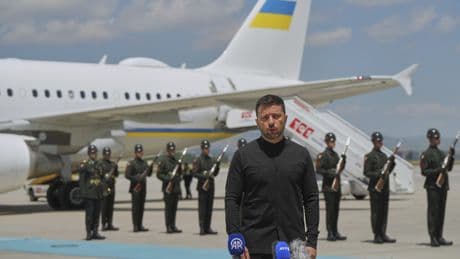 Zelenskyy arrives in Turkiye for peace talks but Putin absent