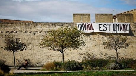 Arrestado en Francia por emborrachar a su mujer para que otros la violaran