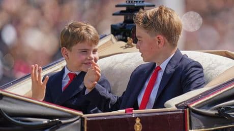 Trooping the colour: Lip reader reveals what Louis asked George from carriage