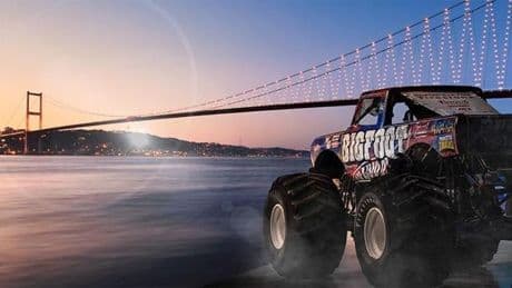 Hot Wheels’ın Dev Tekerli Canavar Kamyonları İstanbul’a Geldi! Dünyaca Ünlü Pilotlar Büyük Şov için Türkiye’de