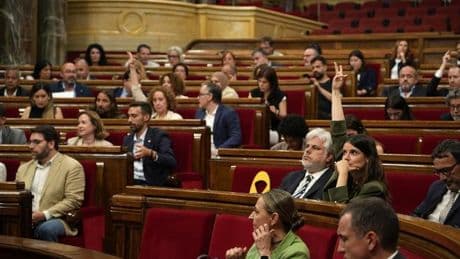 Junts reprocha al PP que sea el "socio de la cruzada de españolización" de Illa en Catalunya