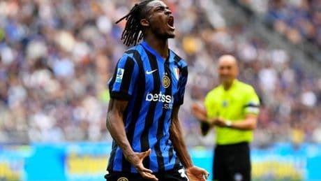 Inter şampiyonluk yarışında yara aldı!