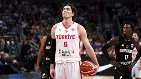 Cedi Osman: 'Son iki dakikada kaybettik!'
