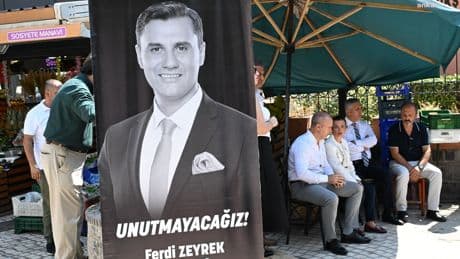 Ferdi Zeyrek, vefatının 52'nci gününde anıldı