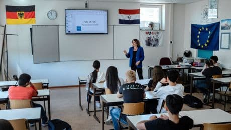 Gratis krant op school voor ‘sociale inhaalrace’ in Heerlen-Noord
