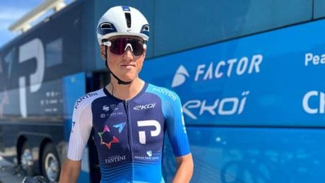 El Premier Tech borra la palabra 'Israel' de sus maillots de la Vuelta para &quot;priorizar la seguridad&quot; de sus ciclistas