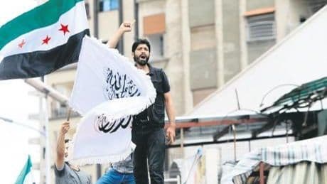 İsrail, Suriye'ye bomba yağdırdı