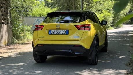 Nissan Juke Hybrid 2025: efficiente, scattante e ora anche hi-tech