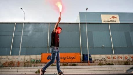 Ex Ilva, sciopero il 21 maggio. Si tratta ancora con Baku, Orsini: “Perderla sarebbe una pazzia”