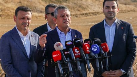 Özgür Özel: Devlet Bey'in gönlünü yapacaklar, "Bu davayı düşürdük, öbüründen tutukladık" diyecekler