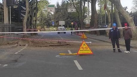 Sarıyer'de yolda çöktü! Eski Büyükdere Caddesi trafiğe kapatıldı