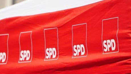 Bergisch Gladbach: Angriffe auf Wahlkämpfer von SPD und Grünen