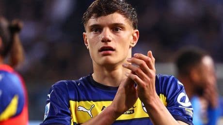 Liverpool could save £37m in double transfer masterstroke as 'half of Premier League' circle