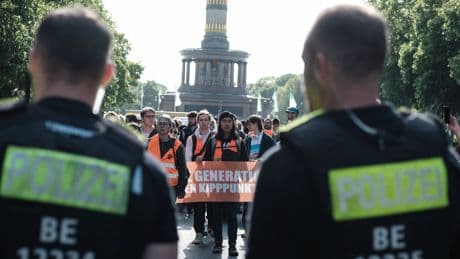 Überleben im Zeitalter des Umbruchs: Wie Unternehmen sich neu erfinden