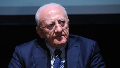 Omicidio Martina Carbonaro, polemica sulla frase di De Luca: «12enne che si fidanza per me è un problema»