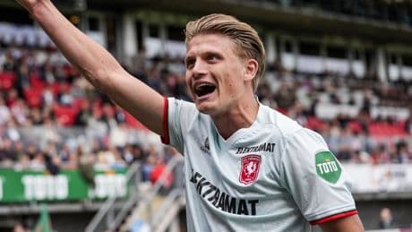 Zoon klopt vader: Sem Steijn bezorgt Twente met goal tegen Sparta weer zelfvertrouwen