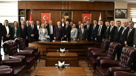 CHP'li il belediye başkanları Amasya'da buluştu: "Darbeye, kayyıma, hukuksuzluğa karşı tek yüreğiz"