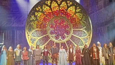 'Los pilares de la Tierra', la ópera del pueblo en Aste Nagusia