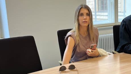 Sie will Malerin nicht bezahlen - Mit Luxus-Outfit kam Cathy Hummels zum Prozess