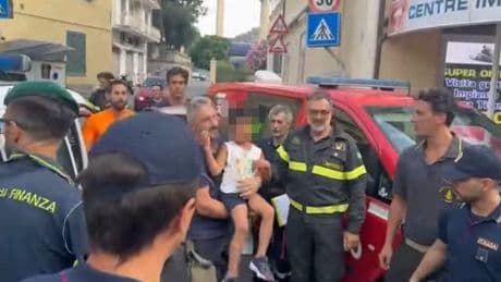 Allen ritrovato tra i rovi. "Si è mosso e ho pianto"