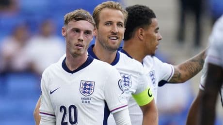 Kane bezorgt Engeland magere zege op Andorra, Malta pakt eerste punt