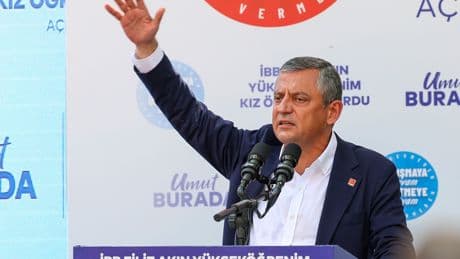 Özgür Özel: Erdoğan’ı bu zulümleri yaptığına pişman edeceğiz