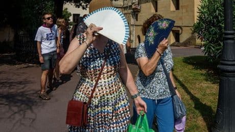 Euskadi registra 112 fallecidos por el calor en tres meses, el 70% con más de 84 años
