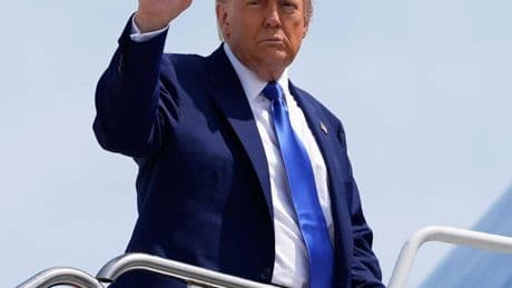 Reportervereinigung empört: Trump schließt Nachrichtenagenturen von Mitreise in Air Force One aus