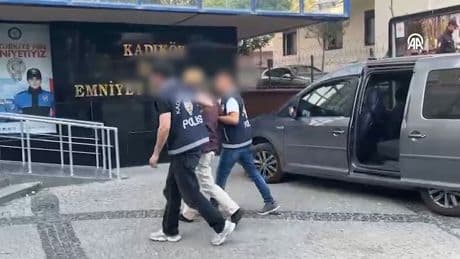 Kadıköy'de bir kadını taciz eden 71 yaşındaki şahıs yakalandı