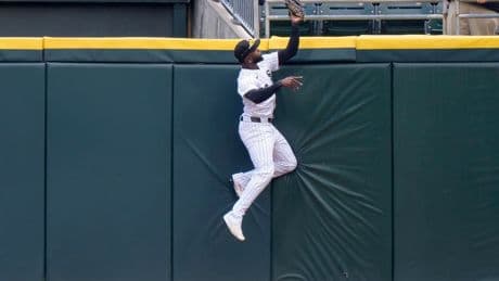 It’s Time For White Sox To Take Offers For Luis Robert Jr.