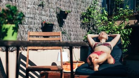 Exact rules on sunbathing naked in your garden in heatwave as police issue warning