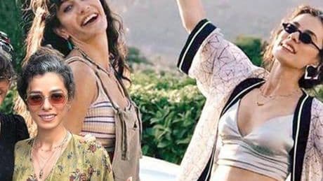 Dostlar tatilde! Berrak Tüzünataç ve Özge Özpirinçci'den deniz pozu